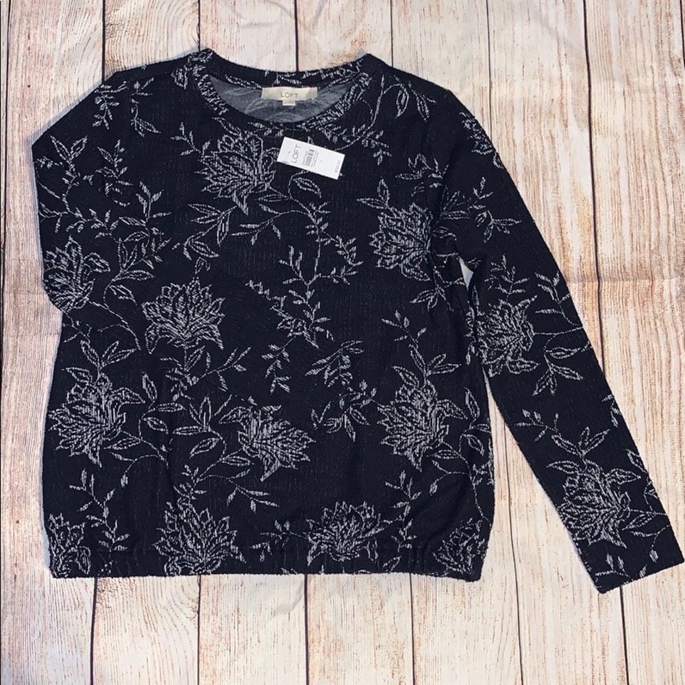 Loft Small Sweater - Picture 3 of 7